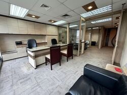 High Street Centre (D6), Office #602974331
